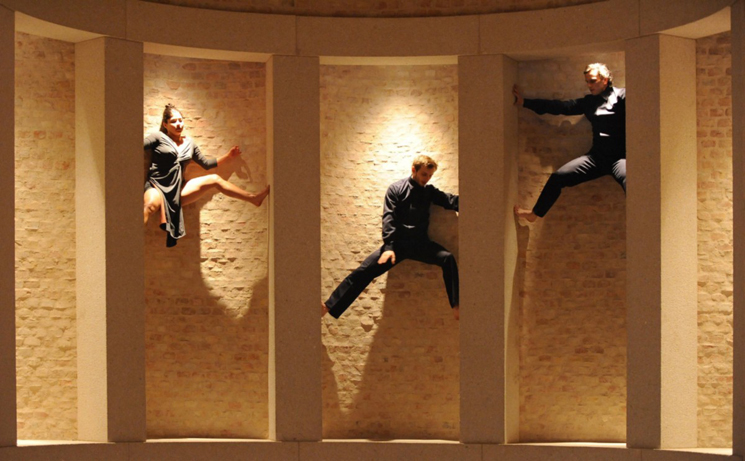 Tanzperformance im Neuen Museum