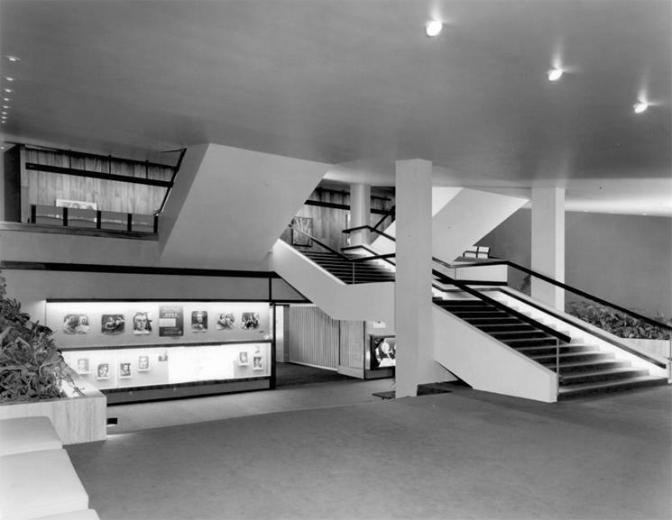 De la escalera abierta al espacio moderno (iii): escaleras ... Publicas Escalera creativo