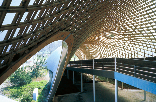 2-Frei-Otto-Roof-for-the-Mannheim-Multihalle