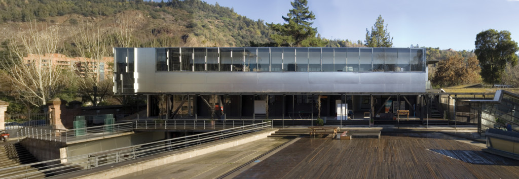 Alejandro-Aravena-Architecture-School-01