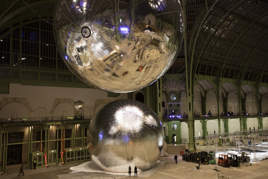 TomasSaraceno_Aerocene_GrandPalais_Install