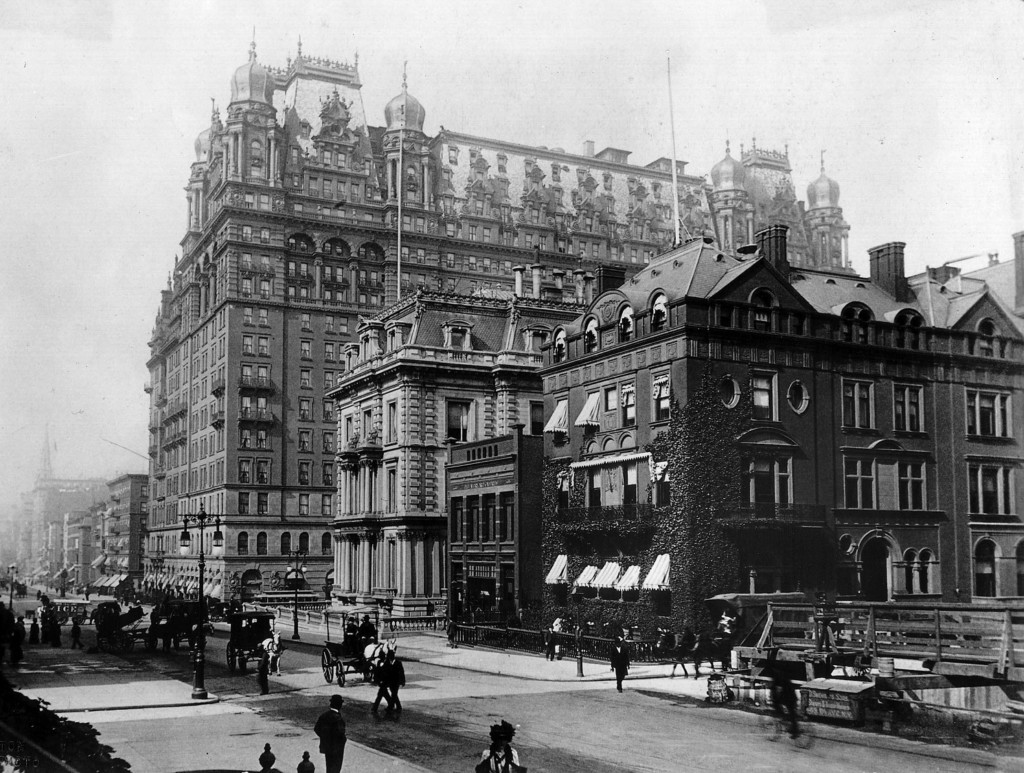 Waldorf_Astoria_1899
