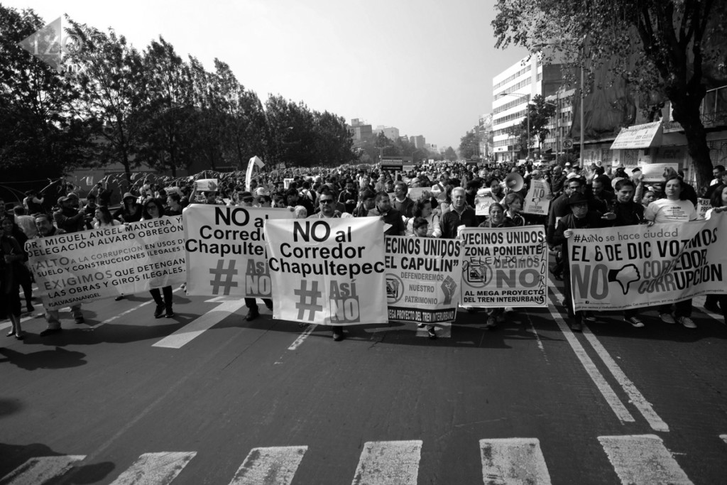( MÉXICO - DF, 5 Dic 2015 ) Marchan diversas organizaciones sociales y vecinales en contra del proyecto Corredor Cultural Chapultepec-Zona Rosa #AsiNo
