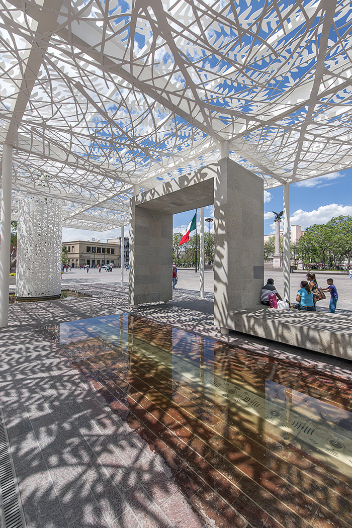 Patio de las Jacarandas | Arquine